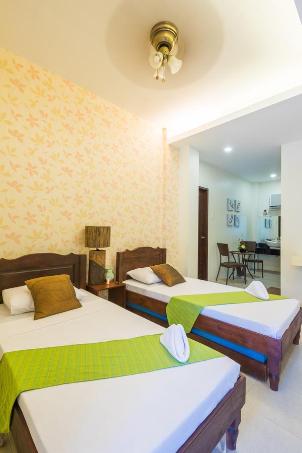 Balai Carmela Hotel Tuguegarao City Exterior photo