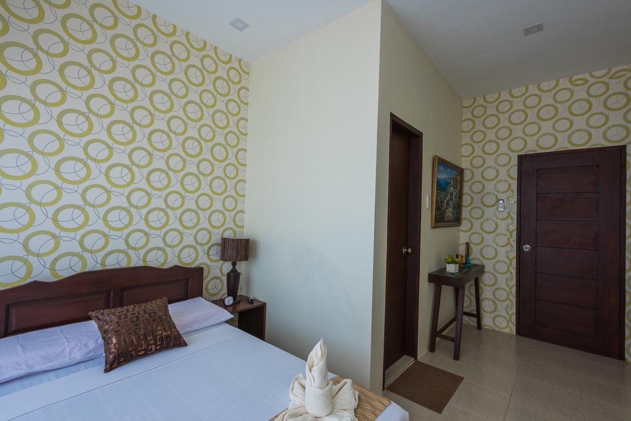 Balai Carmela Hotel Tuguegarao City Exterior photo